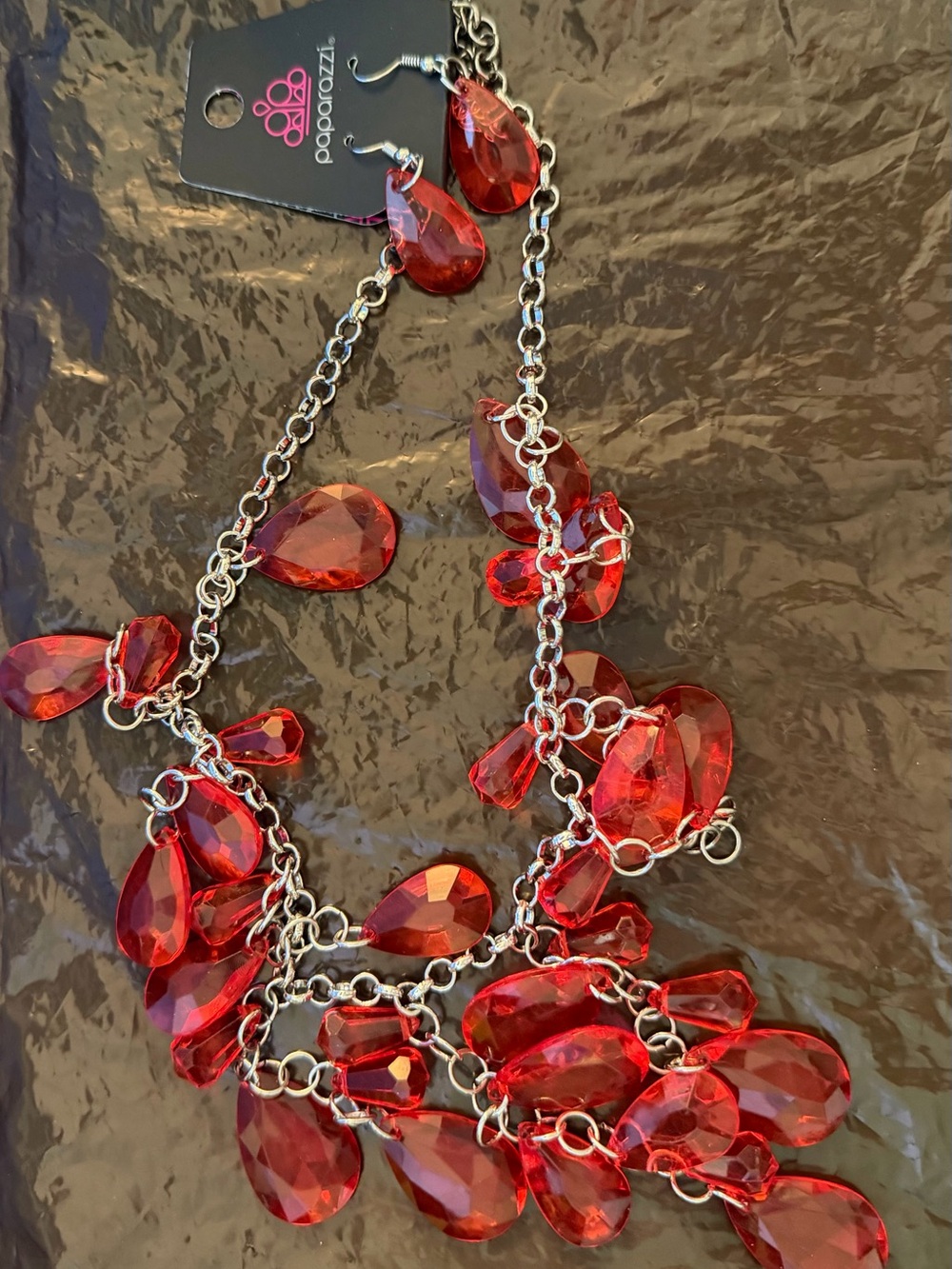 paparazzi Scarlet Faceted Teardrop Bib Necklace with Matching Earrings